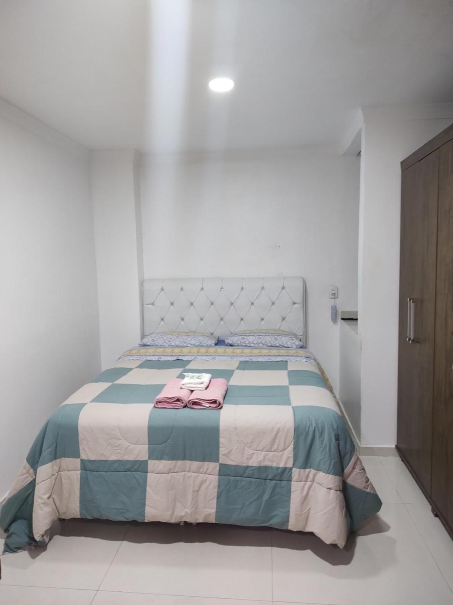 Quarto Em Casa Da Familia Anton Sao Jose dos Pinhais Luaran gambar